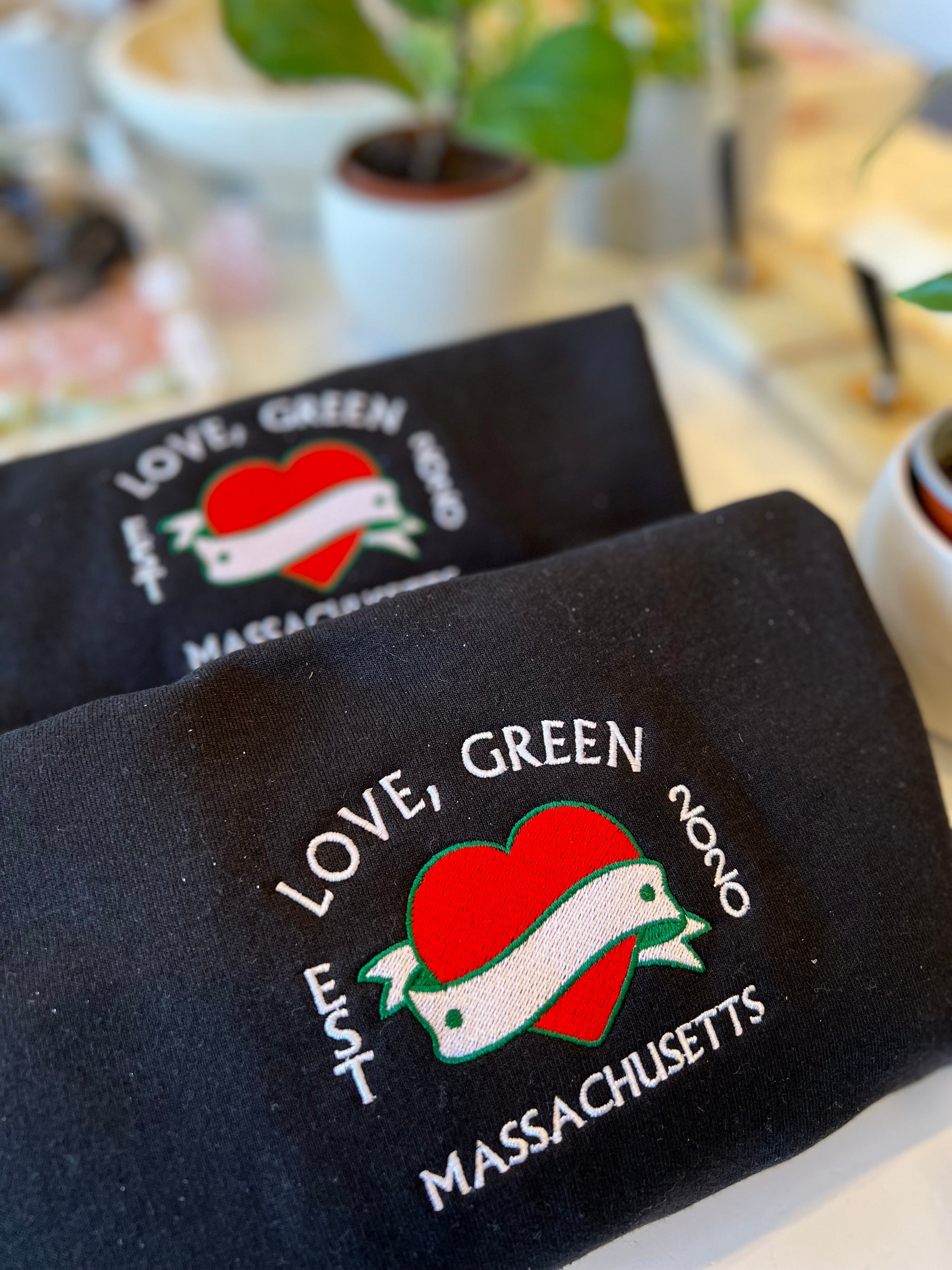 SWEATSHIRT – Love , Green